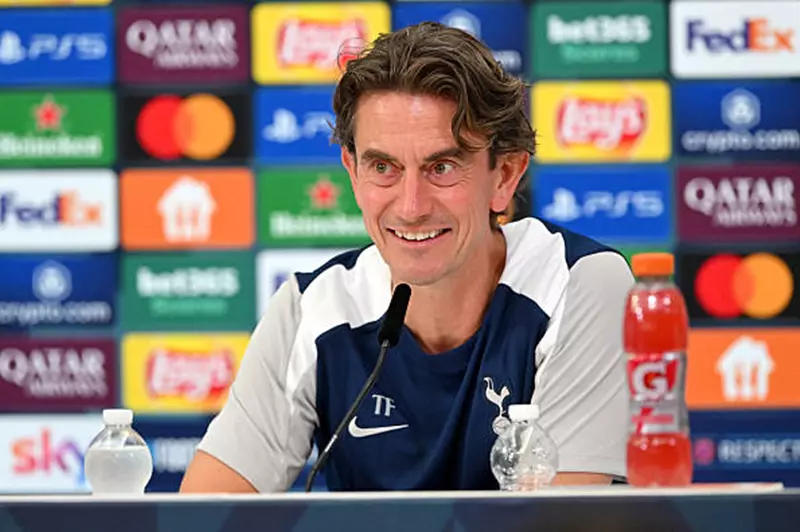 مؤتمر السوبر الأوروبي: طموح توتنهام في التتويج وتحليل استبعاد بيسوما